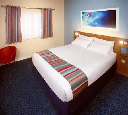 Travelodge Hotel 3*